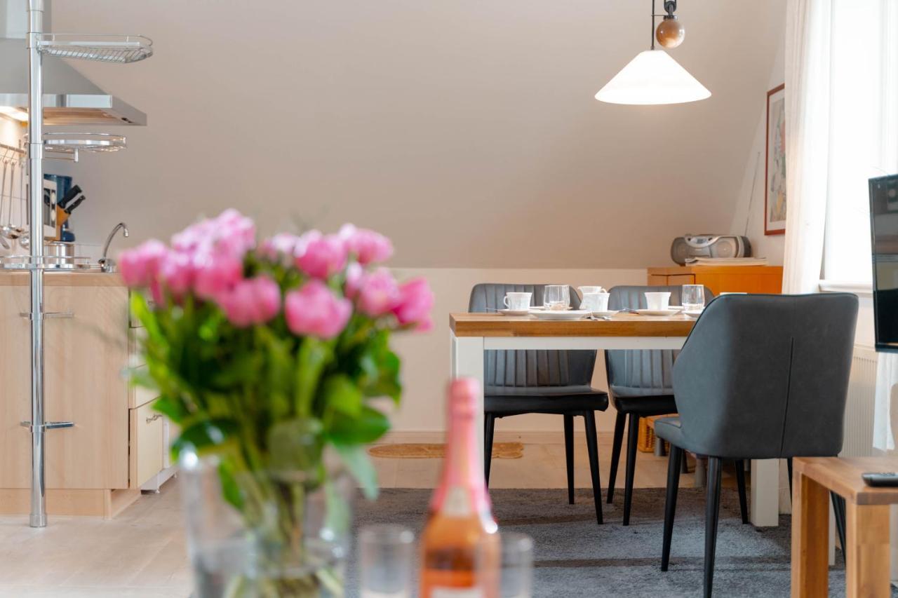 Ferienwohnung Faehnrich เวสเทอร์แลนด์ ภายนอก รูปภาพ