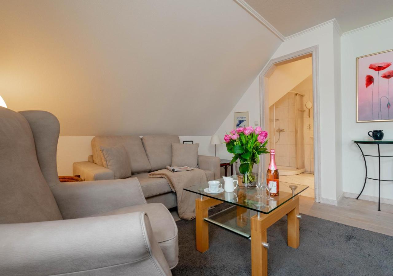 Ferienwohnung Faehnrich เวสเทอร์แลนด์ ภายนอก รูปภาพ
